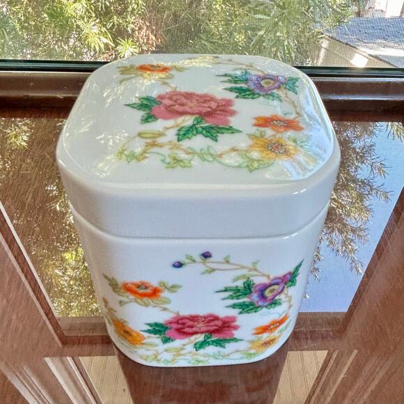 Vintage Takahashi Porcelain Square Trinket Box – San Francisco Design - Picture 10 of 14